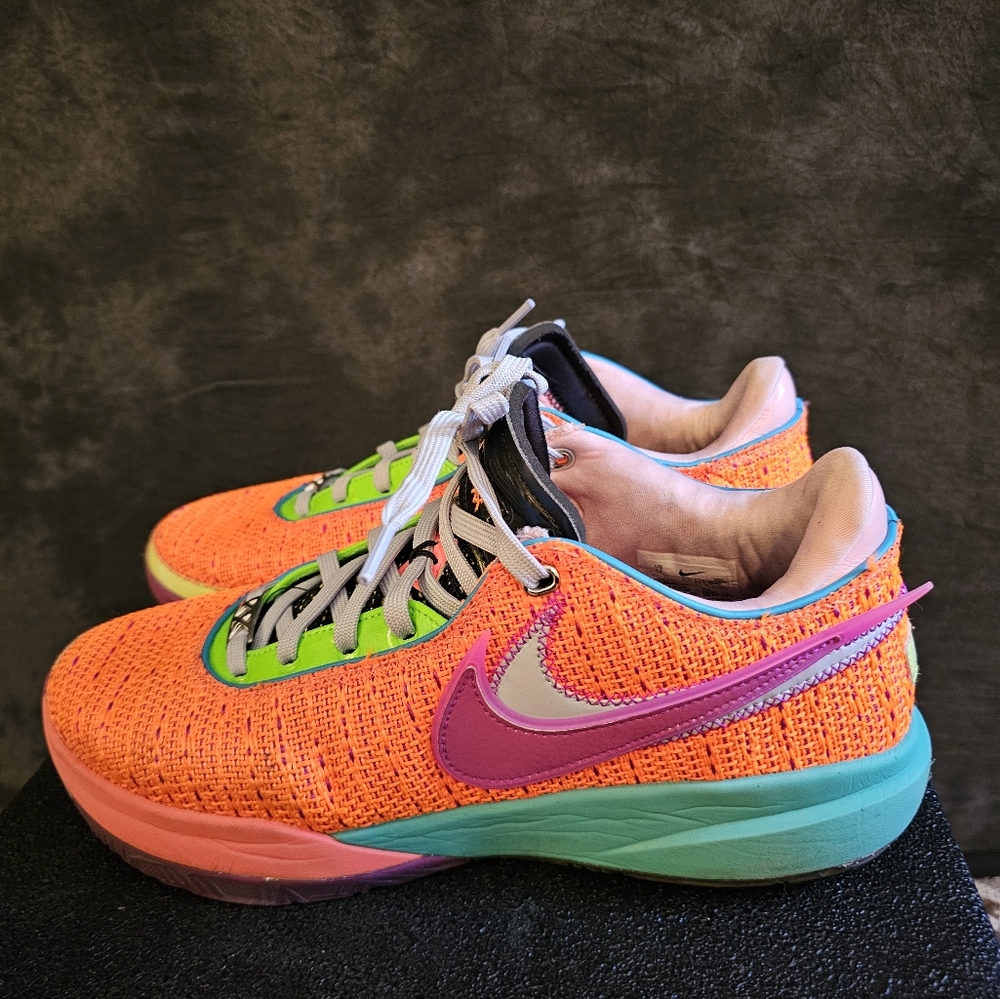 Nike Lebron XX 20 Orange Sneakers, Size 11